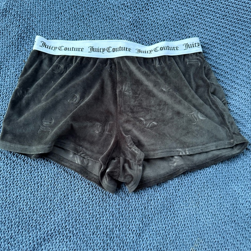 Juicy Couture Sleepwear Shorts Womens L Black Velour Monogram Y2K Lounge Wear JC